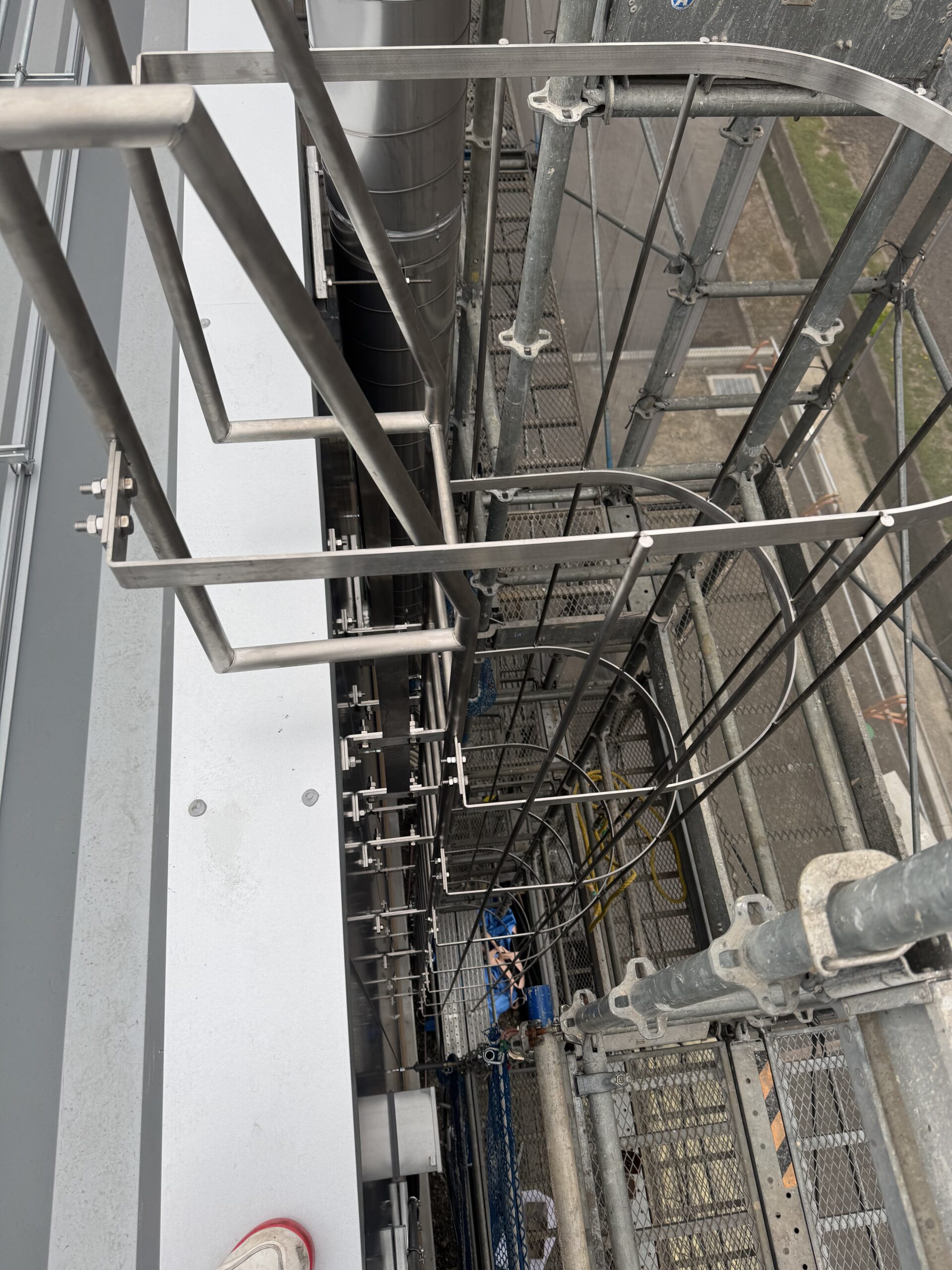 タラップ、背カゴ施工実績 千葉県某所